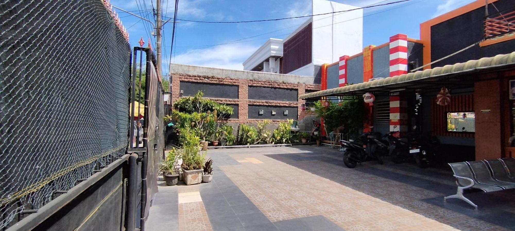 Oyo 94157 '38 Residence Sunggal Exterior photo